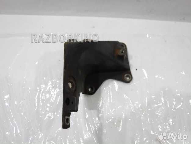 Кронштейн двигателя 1418998