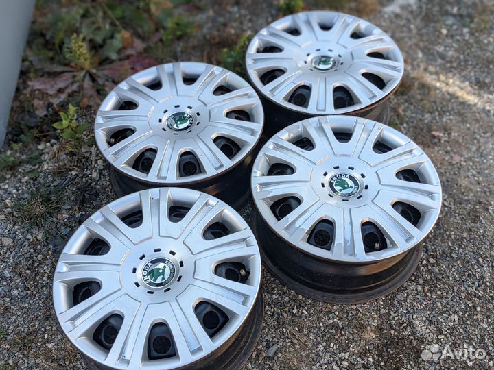 Диски с колпаками VAG