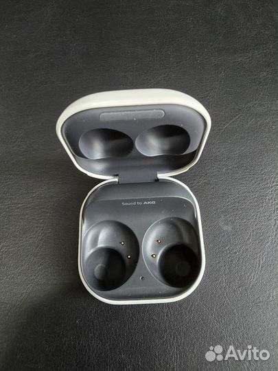 Кейс от Samsung galaxy Buds 2