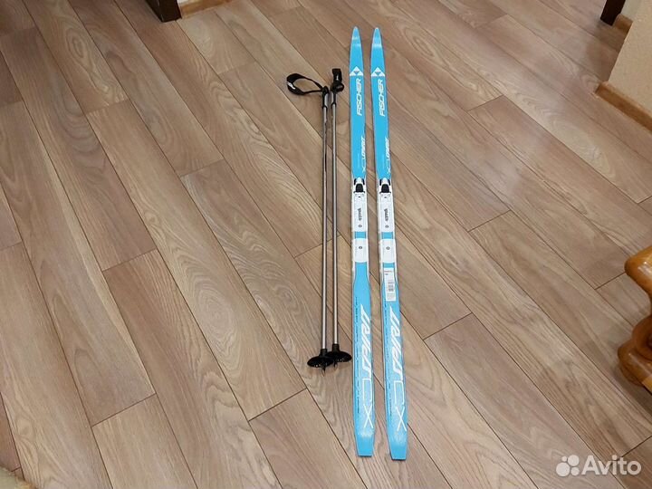 Беговые лыжи