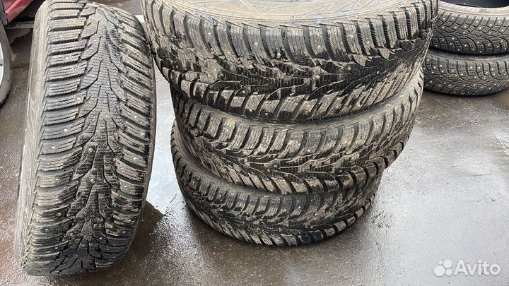 Зимняя резина на дисках r17 для BMW