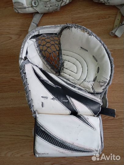 Хоккейная вратарская форма