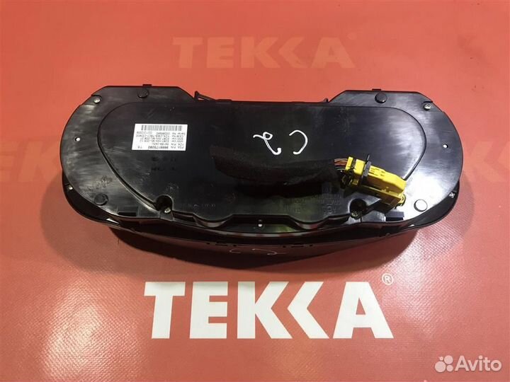 Приборная панель Пежо 3008 1