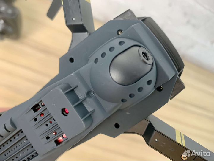 Квадрокоптер дрон 4K WiFi две камеры