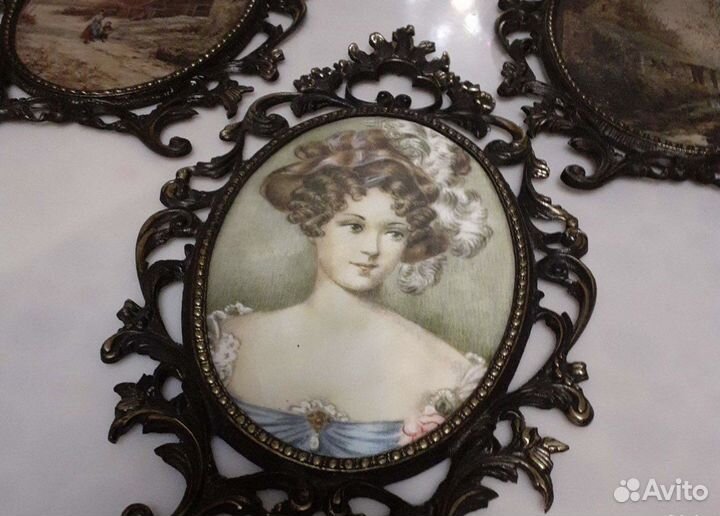 Картина шелкография в бронзе