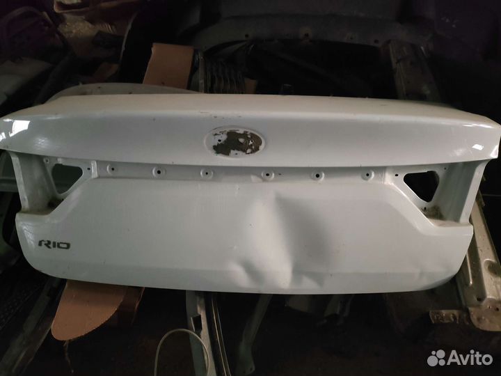 Крышка багажника на Rio