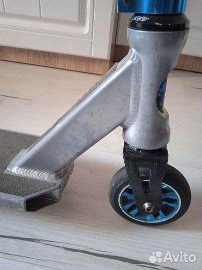 Трюковой самокат Slam