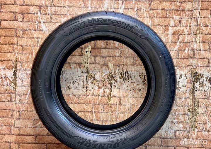 Dunlop Sport BluResponse 205/55 R16