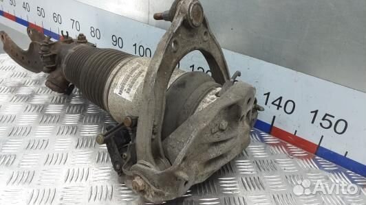 Стойка передняя левая audi Q7 (8AD10K501)