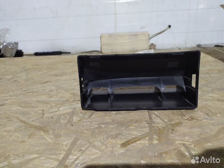 Воздуховод skoda rapid 12- / VW polo 10