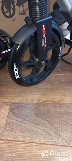 Самокат roces 200