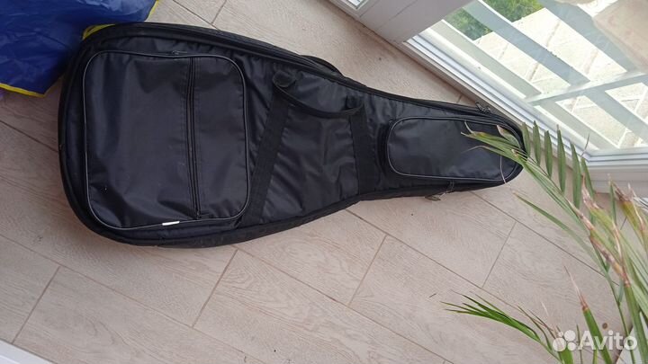 Утеплённый чехол для гитары