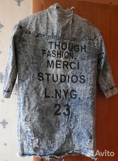 Джинсовая куртка