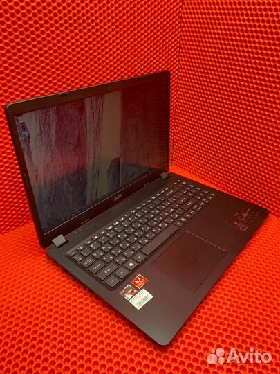 Ноутбук Acer Ryzen 3/Radeon Vega 3/SSD 256Гб (Топ)