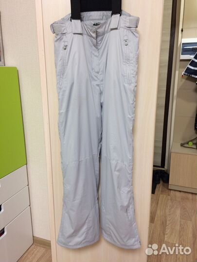 Спортивный утеплённый костюм