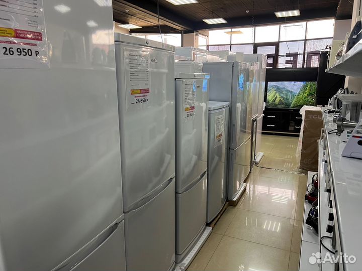 Холодильники от Фирмы indesit / Stinol/Beko /бирюс