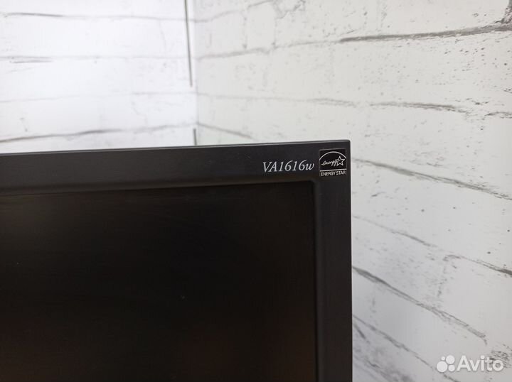 Монитор ViewSonic 15.6