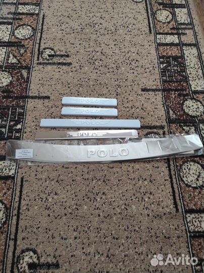 Комплект: накл. на пороги и задний бампер VW polo