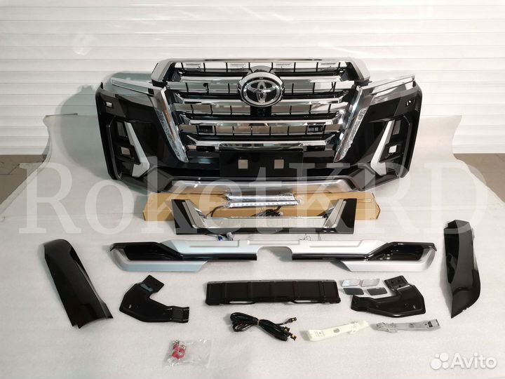 Обвес Toyota Land Cruiser 200 16г Limgene Pilot