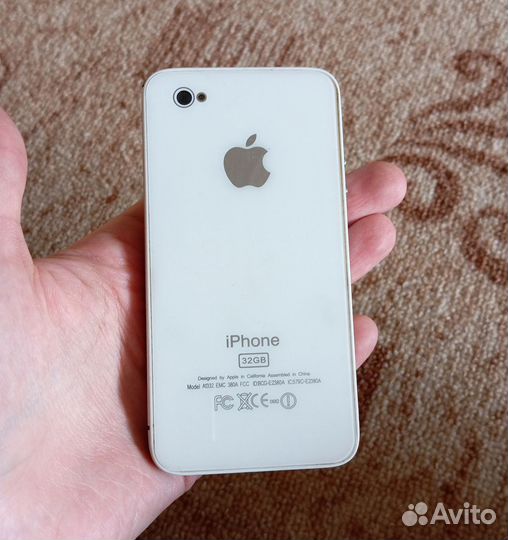 iPhone 4, 32 ГБ