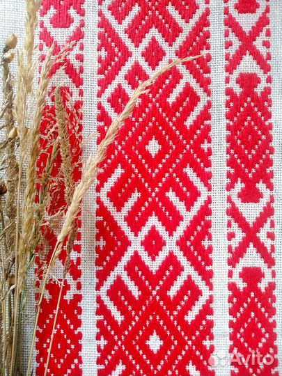 Салфетка для сервировки с вышивкой 45х29 см