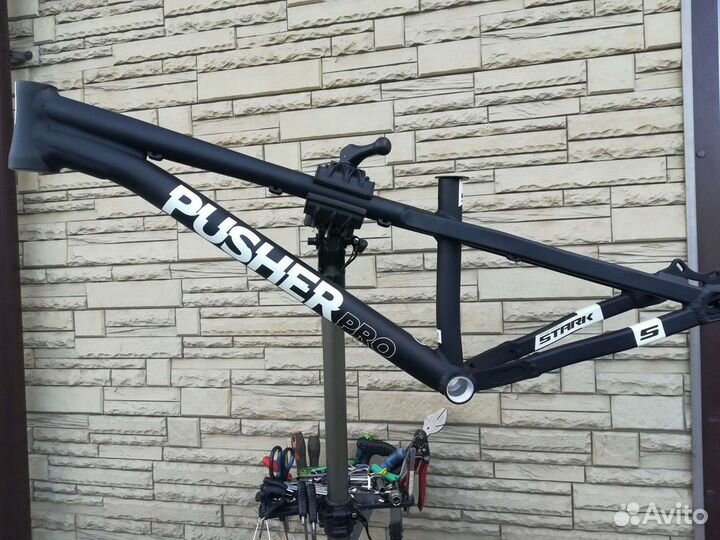Рама Stark Pusher Pro новая