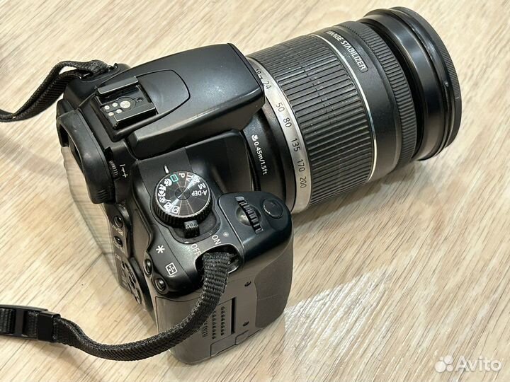 Зеркальный фотоаппарат canon 400D