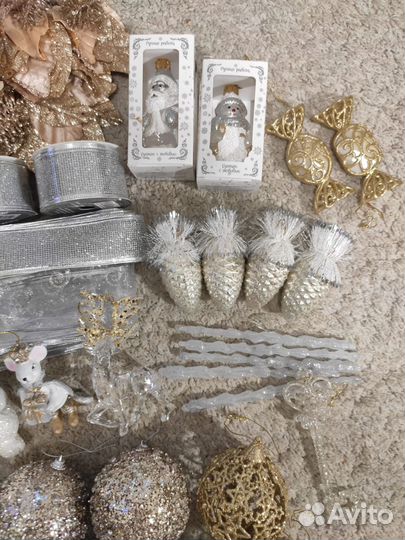 Елочные игрушки