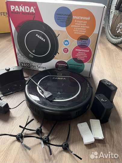 Робот пылесос panda