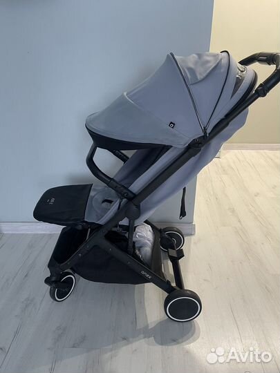 Прогулочная коляска Anex
