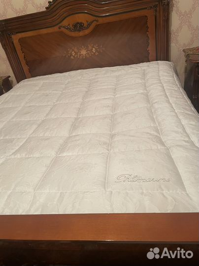 Покрывало на кровать Blumarine