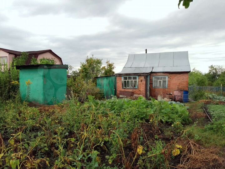 Дача 10 м² на участке 4 сот.