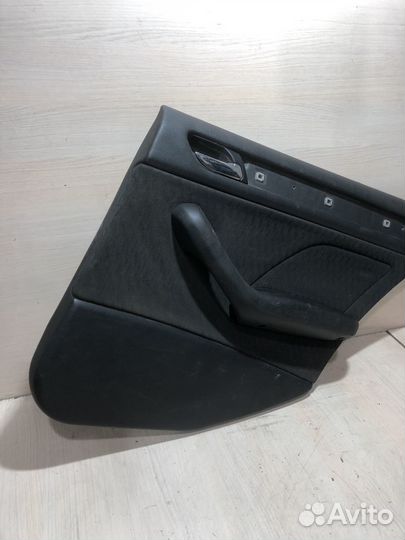 Обшивка двери задняя правая BMW E46