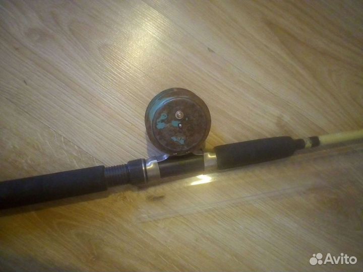 Спининг с катушкой бу