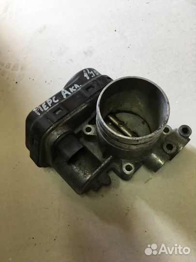 Дроссельная заслонка Mercedes W168 A1661410125