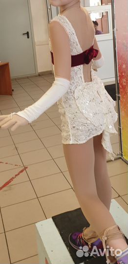 Платье для выступления фигурного катания