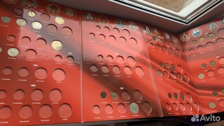 Погодовка монет СССР 1961-1991. Альбом с монетами