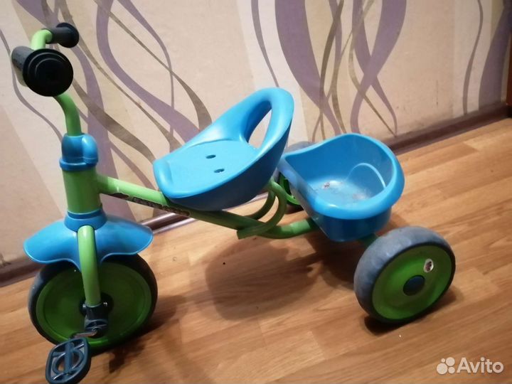 Детский трехколесный велосипед
