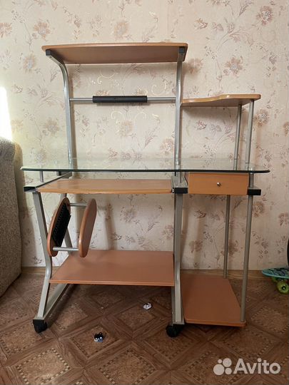 Компьютерный столик