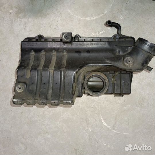 Корпус воздушного фильтра ford focus 1.8