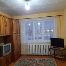 3-к. квартира, 53 м², 1/2 эт.