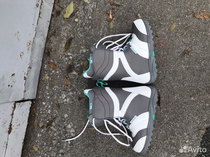 Сноубордические ботинки Burton