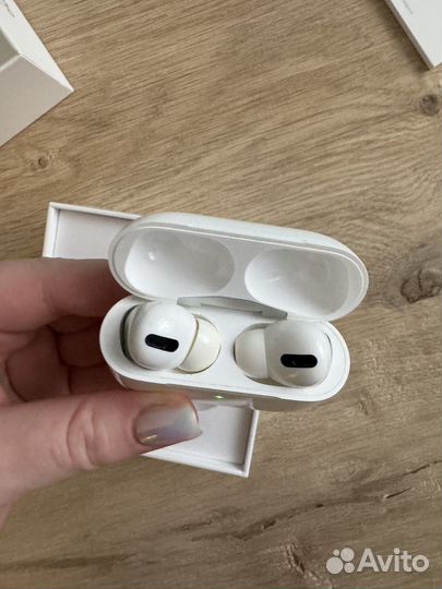 Беспроводные наушники apple airpods pro
