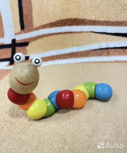 Игрушки разные для малышей