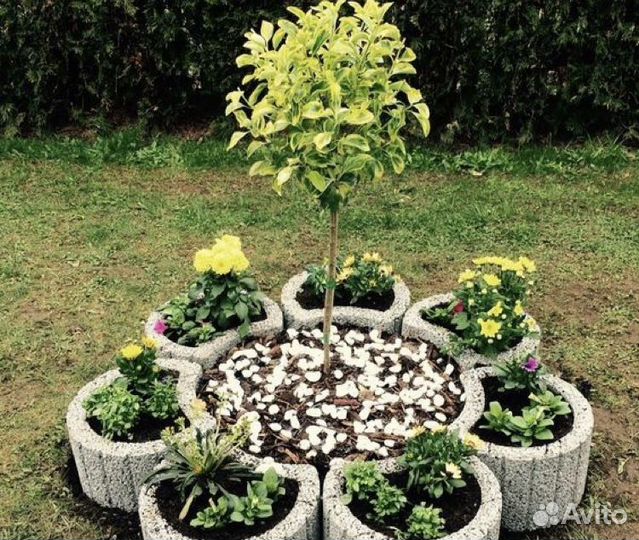 Бетонный вазон 