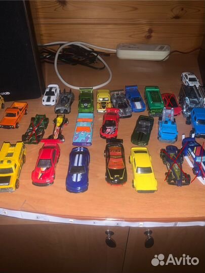 Машинки hotwheels хорошее состояние 36шт