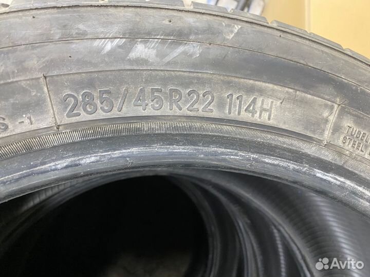 Nitto NT420S 285/45 R22
