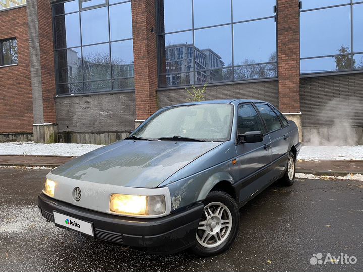 Volkswagen Passat 1.8 МТ, 1990, 350 000 км