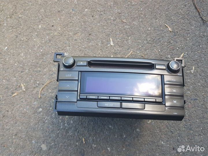 Оригинальное головное устройство Toyota Rav 4 CA40