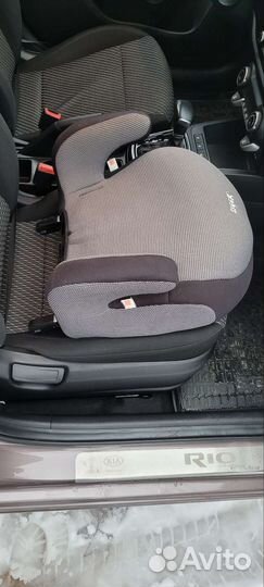 Автокресло бустер isofix